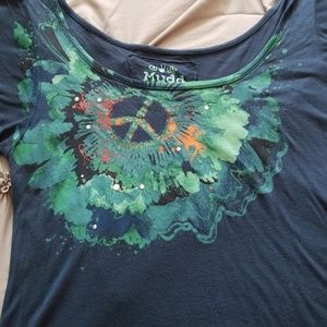 Oversized scoop neck peace shirt